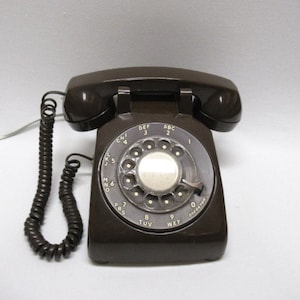 Vintage Brown Rotary Dial Desk Phone, 1980s Tabletop Telephone, Chocolate Landline, Tested-Works Great... Ready to Go!