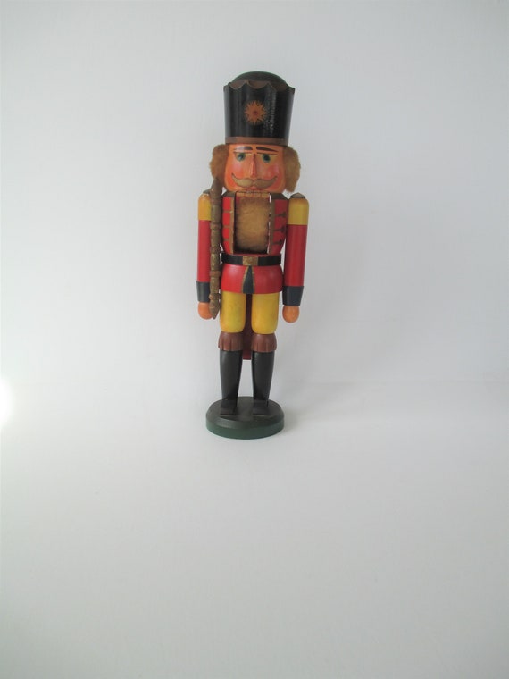History of German Nutcrackers & Where to Buy a Nutcracker!