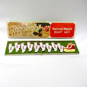 Vintage Elpo Santa's Sleigh Soap Set, 1960s Santa Claus and 9 Reindeer, Made in Japan in Original box, 2.25" tall