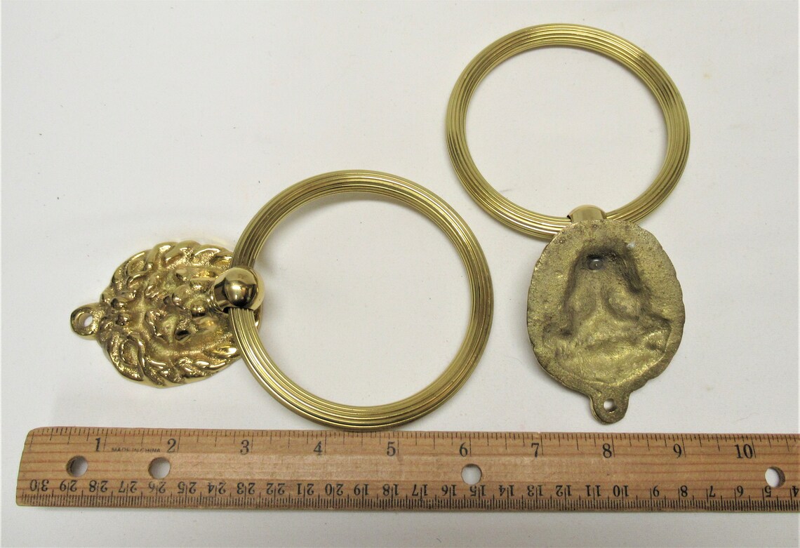 Vintage Gold Tone Lions Head Towel Rings Salvaged Wall Mount Etsy
