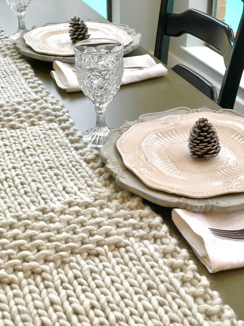 Knit Moss Stitch Table Runner Pattern, Handknit Moss Stitch Table