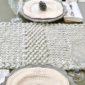 Knit Moss Stitch Table Runner Pattern, hand-knit moss stitch table runner pattern, House warming gift, table runner pattern, farmhouse decor image 2
