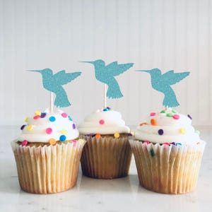 Humming Bird Cupcake Toppers - Spring Birthday, Birthday Party, Garden Party, Bridal Shower, Baby Shower, Garden Party
