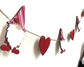 Valentine's Day Gnome Garland - Home Decor, Fireplace Garland, Valentines Gnome, Valentines Garland, Gnome Decorations, Wood Banner,