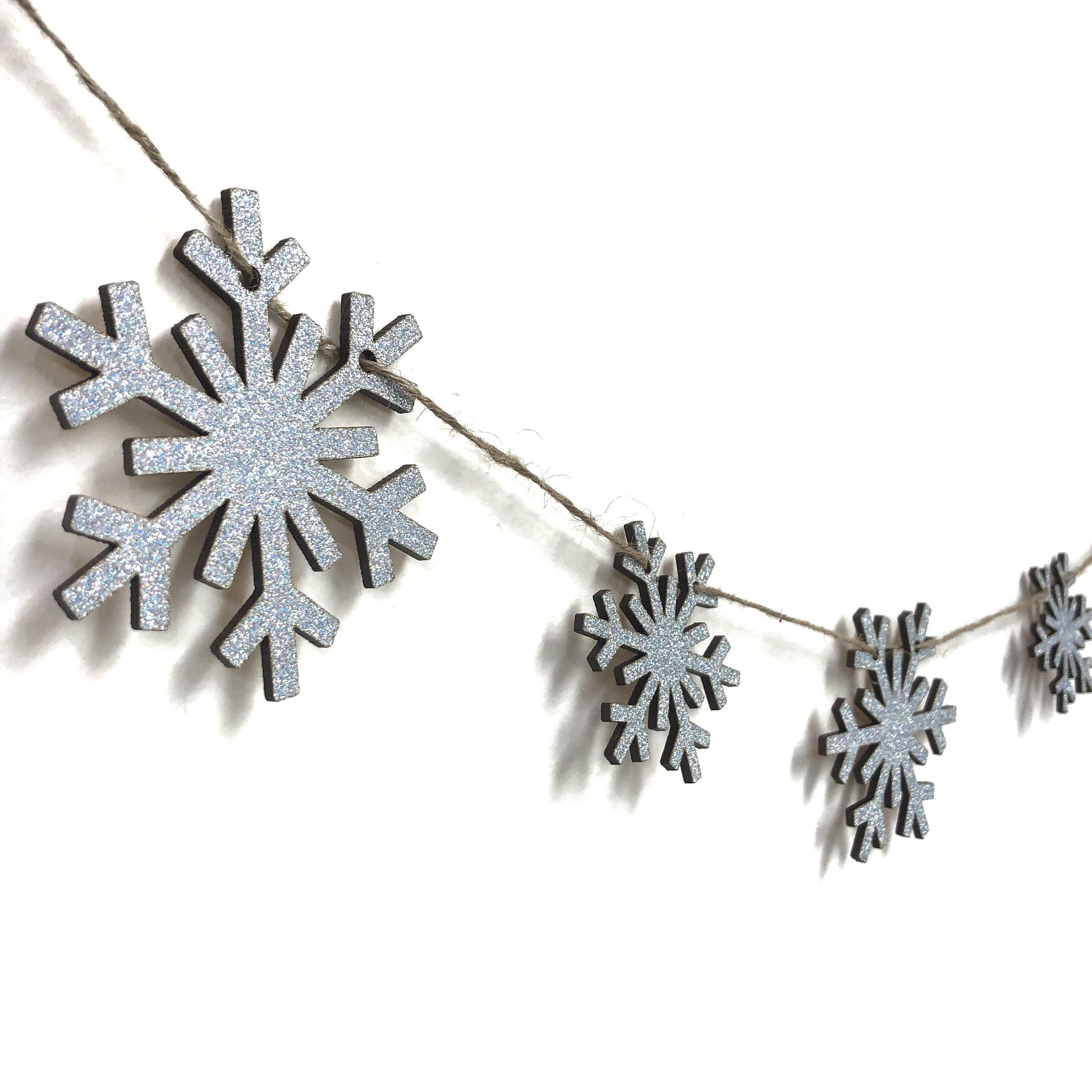 Guirlande De Noël Blanche Avec Flocons De Neige - 2 Mètres, Décor Hivernal Pour Sapin, Porte, Cheminée
