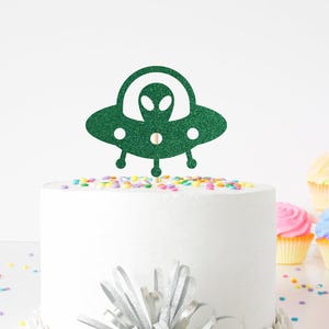 UFO cake Topper, Alien Birthday, Outer Space Party, Party Decor, Two The Moon, Birthday Party, Alien Party, Astronaut Party