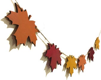 Maple Leaf Garland - Thanksgiving Decoration, Wood Banner, Autumn Banner, Fall Garland, Leaf Banner, Maple Leaf Banner, Fall Decoration