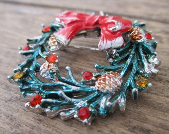 Vintage Wreath Brooch Pin Christmas Holiday Costume Fashion Jewelry