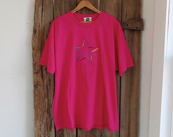Universal Studios Hollywood Vintage 90s Pink T Shirt Embroidered Mens Size XL Cotton Retro Unisex