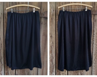 Vintage Vanity Fair Black Skirt Half Slip Size 2XL Side Slit Nylon Lingerie