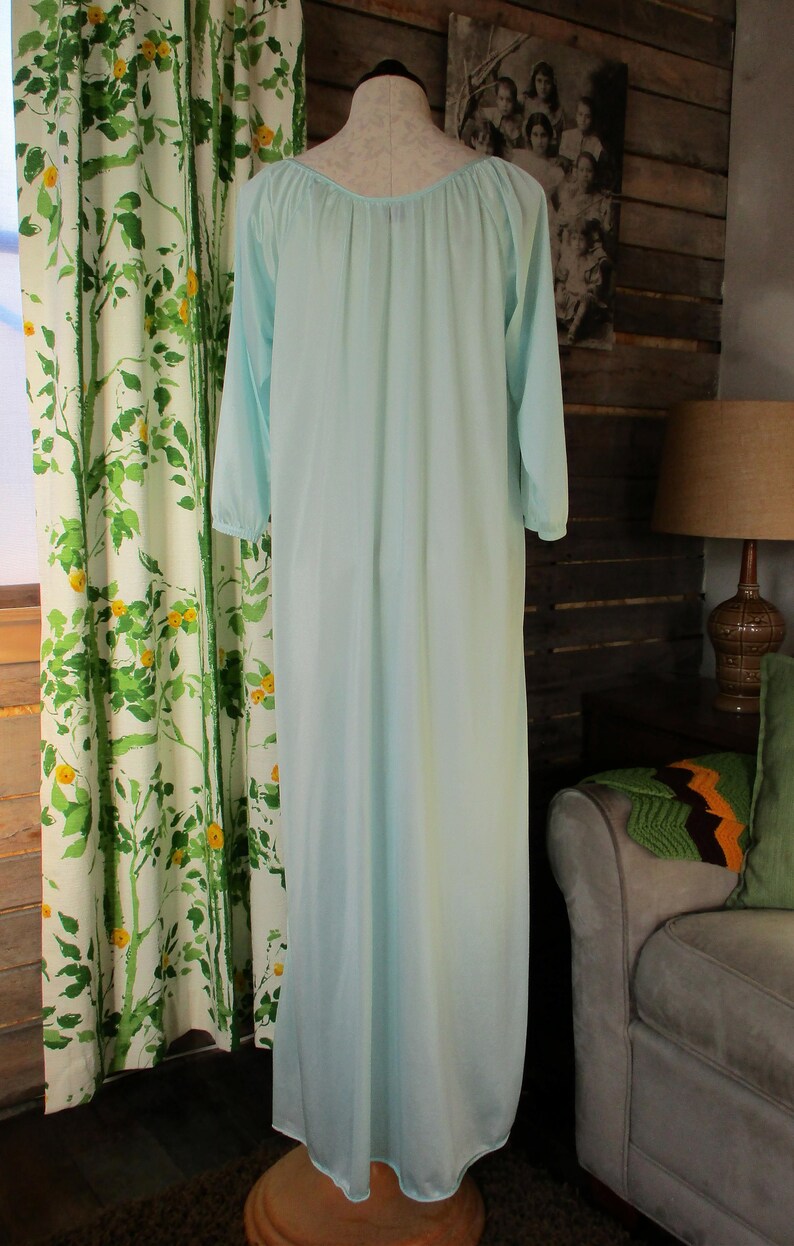 anthony richards women's nightgowns