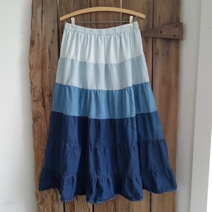 New Direction Vintage Tiered Denim Skirt Long Boho Peasant Womens Medium Blue Ombre Layers Cotton