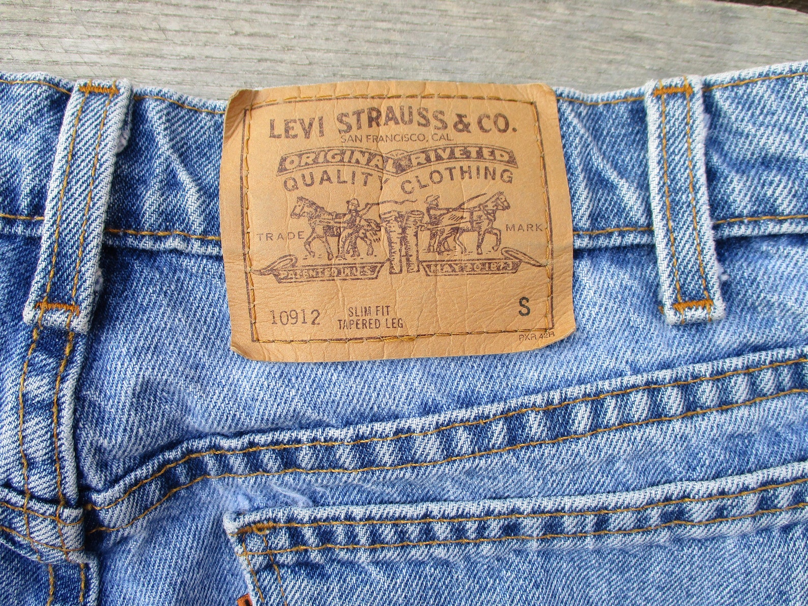 levi's 912 jeans
