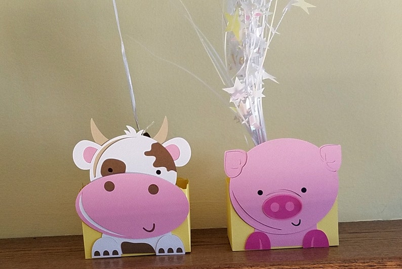 Balloon Centerpiece Farm Centerpiece Animal Centerpiece Barnyard Birthday Farm Party Decoration Small Table Centerpiece