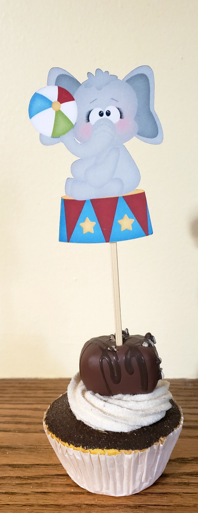 Circus Cupcake Toppers, Circus Themed Cupcake Toppers, Set of 12 Circus Decoration image 3