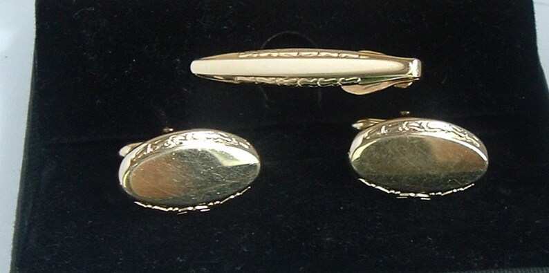 Boutons De Manchette Vintage Forme Ovale Longue Plaqués Or - Gravables, Occasion Porté