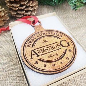 Il nostro primo ornamento di Natale Ornamenti di Natale personalizzati per sposi, regali per la coppia di sposi, regalo per il signor e la signora appena sposati