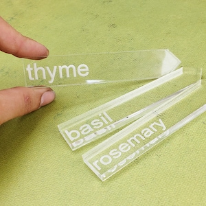 Herb Garden Markers Plant Name Tags, Gifts for Gardeners, Custom Herb Labels, Plant Sign, Herb Markers, gardening personalized labels green