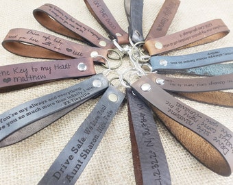 Aangepaste sleutelhanger Gepersonaliseerde sleutelhanger Lederen sleutelhanger Monogram Verjaardag Gegraveerde sleutelhanger