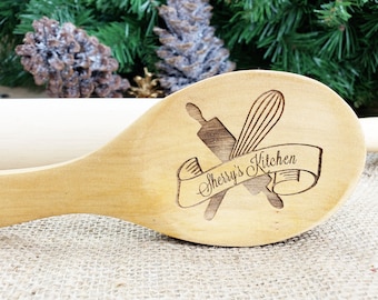 Personalisierter Löffel Gravierter Holzlöffel Küche, die mit Liebe Geschenk für Mamma-Holz-Rührlöffel-Geschenk für Bäcker beste Oma kundenspezifischer Holzlöffel gemacht wird