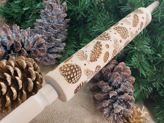 Embossed Rolling Pin Gift for Bakers Cookie Stamp Pinecone Theme Hostess Gift for Thanksgiving Engraved Wooden Rolling Pin Fall Baking Gift