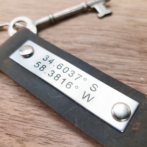 Personalized Keychain for Men Engraved Metal Key Fob Gift for Boyfriend Custom Metal Keychain Gift for Him Leather Coordinates Key chain