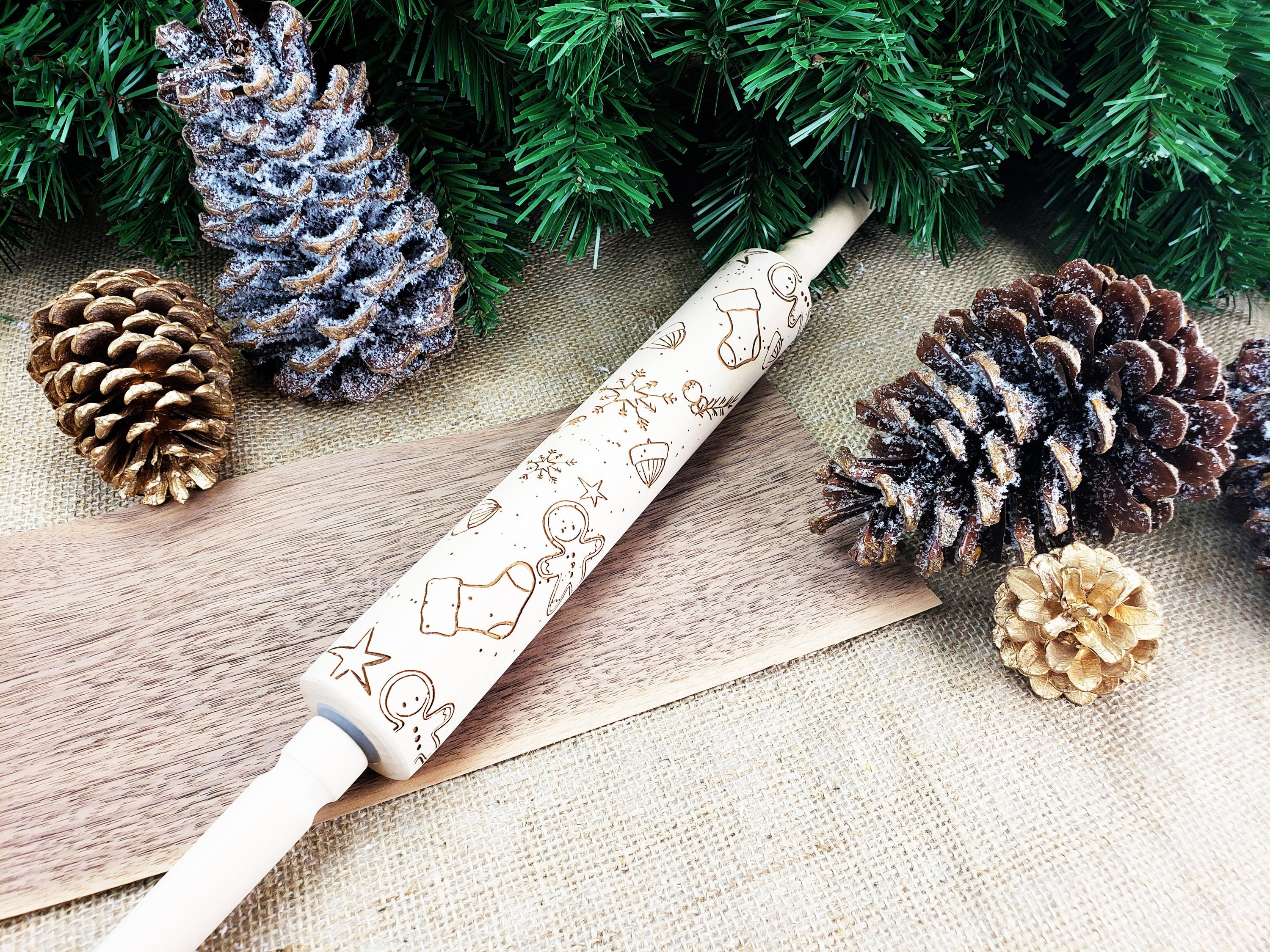 Embossed Rolling Pin, Сedar Cone, Christmas Gift for Her Handmade