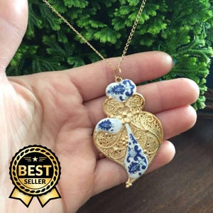 Zierliche Halskette Herz filigran, Herz von Viana, portugiesische Folk Halskette, besonderes Geschenk für Mutter, portugiesischer Schmuck