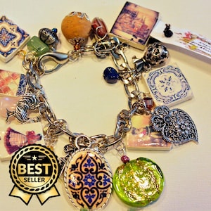 Handmade Portuguese-inspired bracelet with unique charms and memories of Portugal, special gift for especial women.