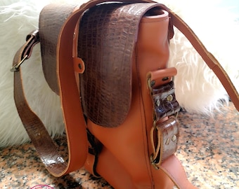 Unisex leather satchel Cross-body/shoulder bag, Cool leather bag,  stylish leather messenger, Special Black Friday 2022