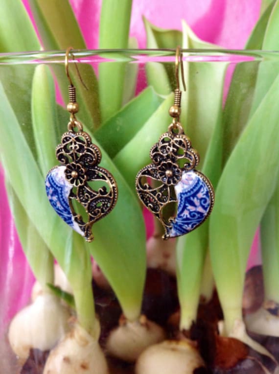 Filigree Heart Earrings Stylish Dangling Earring Heart of Viana Refined Jewelry Lightweight Dangle Jewelry for Her Etsy