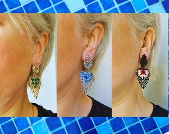 Vintage style dangle earrings with beautiful miniature Portuguese tile replicas. Elegant earrings and very easy to combine with any style.