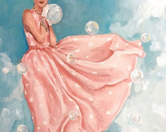 Puede incluir: Pintura al óleo de una persona con un vestido rosa de lunares con una falda fluida, sosteniendo una gran burbuja. El fondo es un cielo azul con nubes blancas. Se ven zapatos rojos. El texto "French Canvas Studio" está en la parte inferior.