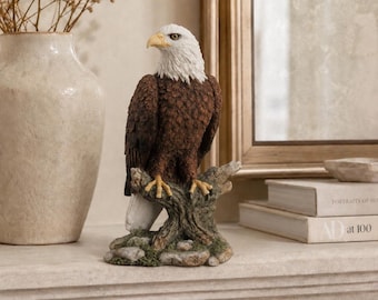 Freedom Collection Bald Eagle Figurine Decor Sculpture Art Display Decorative Object Home Accent Piece