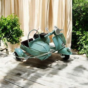 Vintage look Blue Basketry Motorcycle-Vintage Design - Tin Basketry Motorcycle