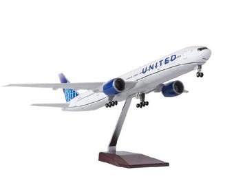 United Boeing 777 Model Airplane Replica 1:157 Scale Collectible Display Jet 18.5 In