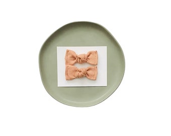 Tan Waffle Knot Pigtails Bows, Tan Waffle Pigtail Bows, Tan Piggy Bow Set, Waffle Knot Bows