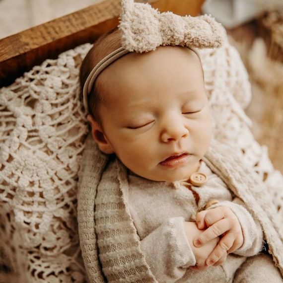 Beige Teddy Hair Bow, Beige Fuzzy Bow, Fuzzy Teddy Bow Headband, Fuzzy  Headband, Baby Girl Headband, Baby Shower Gift