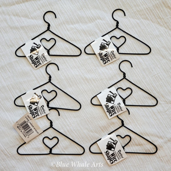 4" Mini Wire Clothes Hanger with Heart Darice 2422-27  -  6 hangers