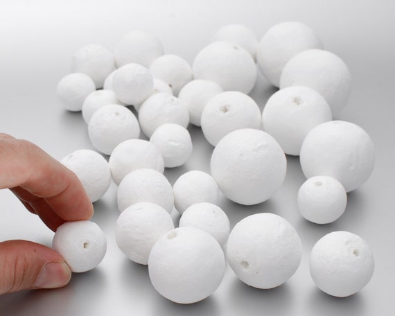 32 Ball ø 25-45mm Assortment 5 Sizes Medium and Large Spun Cotton Balls  SPUNNYS 