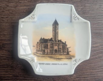 Antique Wheelock China Souvenir Small Plate Dish Court House Sioux Falls South Dakota A. Brodine Some Wear