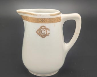 Vintage Scammell Oakmont Country Club Creamer Lamberton Restaurant China White Gold Some Wear Handle Crack