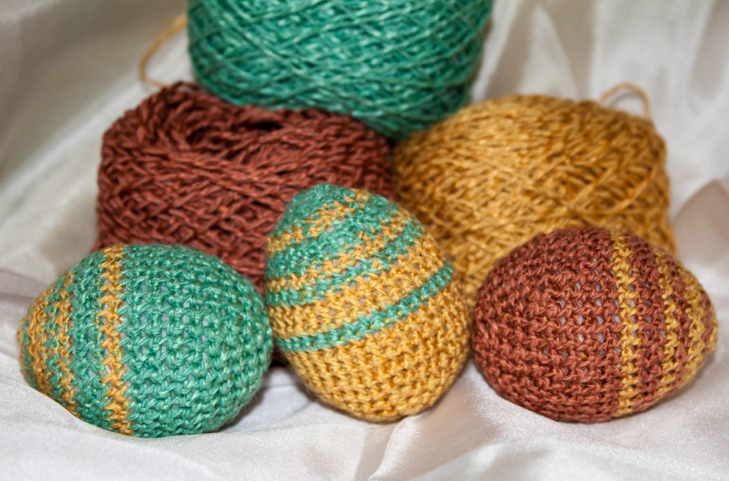 Striped Amigurumi Easter Egg Crochet Pattern - Etsy