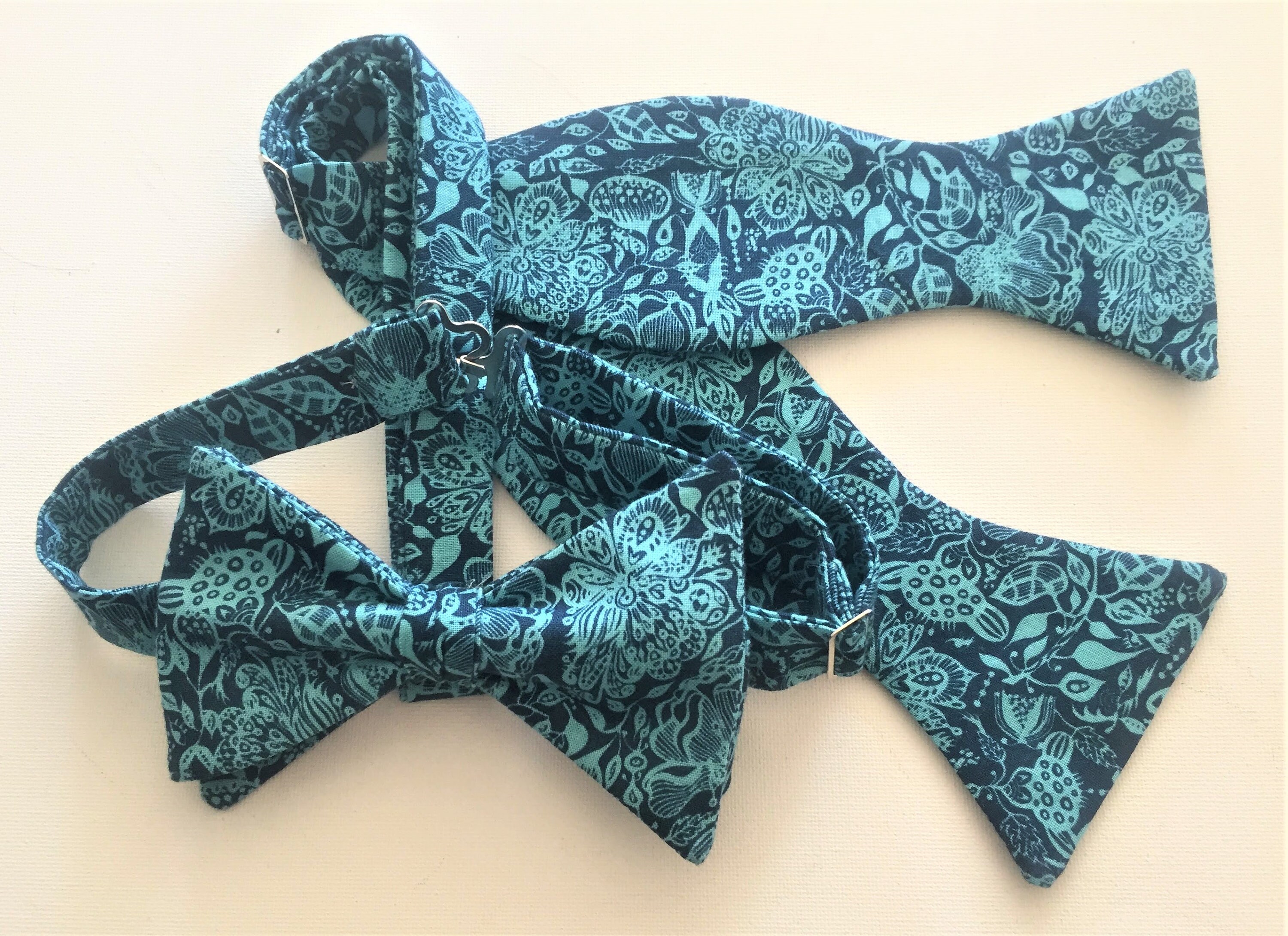 TEAL FLORAL Bow Tie: Adult Self tie or Pre-Tied. Aqua | Etsy