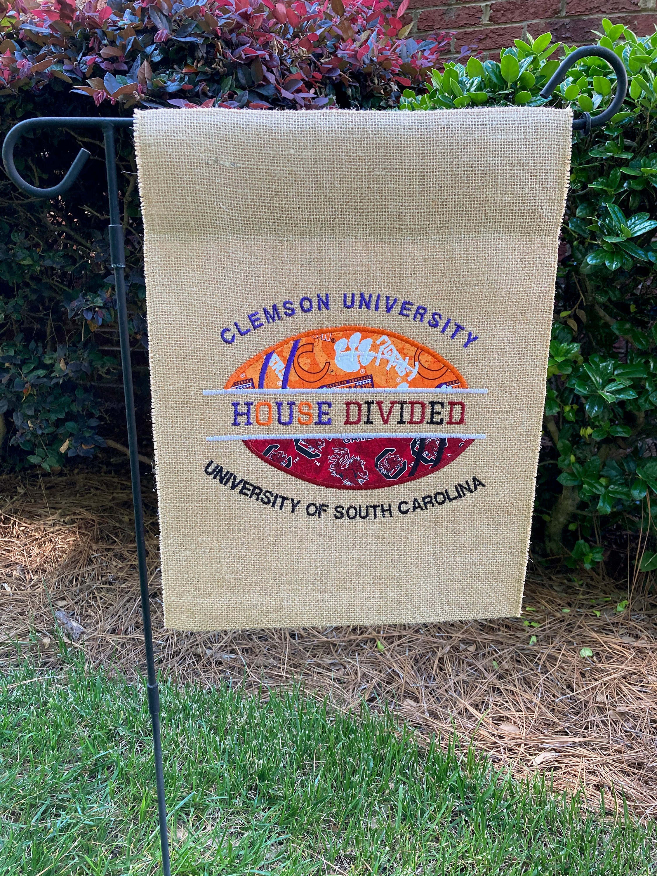 Clemson Tigers Vs. USC Gamecocks House Divided 3x5 Flag – Double-Sided Polyester Banner