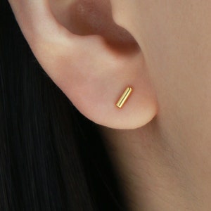 Bar Stud S10 • Simple Earring, Cute Stud, Dainty Stud, Everyday Stud, Helix, Conch, Cartilage, Gift for Her
