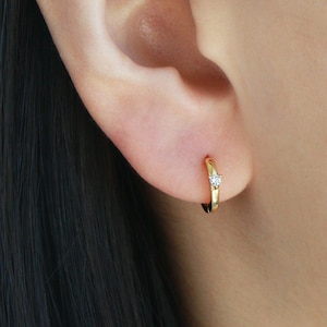 Solitaire CZ Huggie H19 • CZ Hoop Earrings, Cubic Zirconia Hoops, Solitaire Huggies, Dainty Hoops, White Zirconia, Huggies