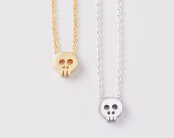 Tiny Skull Necklace N17 • Dainty Skeleton Pendant, Cute Skull Necklace, Spooky Necklace, Halloween Jewelry, Unique Gift