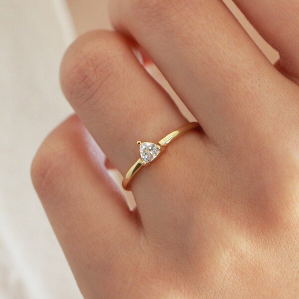 Turqouise Double Band Trillion Ring