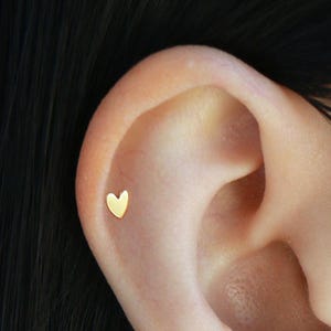Tiny Heart Stud Earring S3 • Dainty Gold Heart Earring, Cute Gift for Her, Gold or Silver